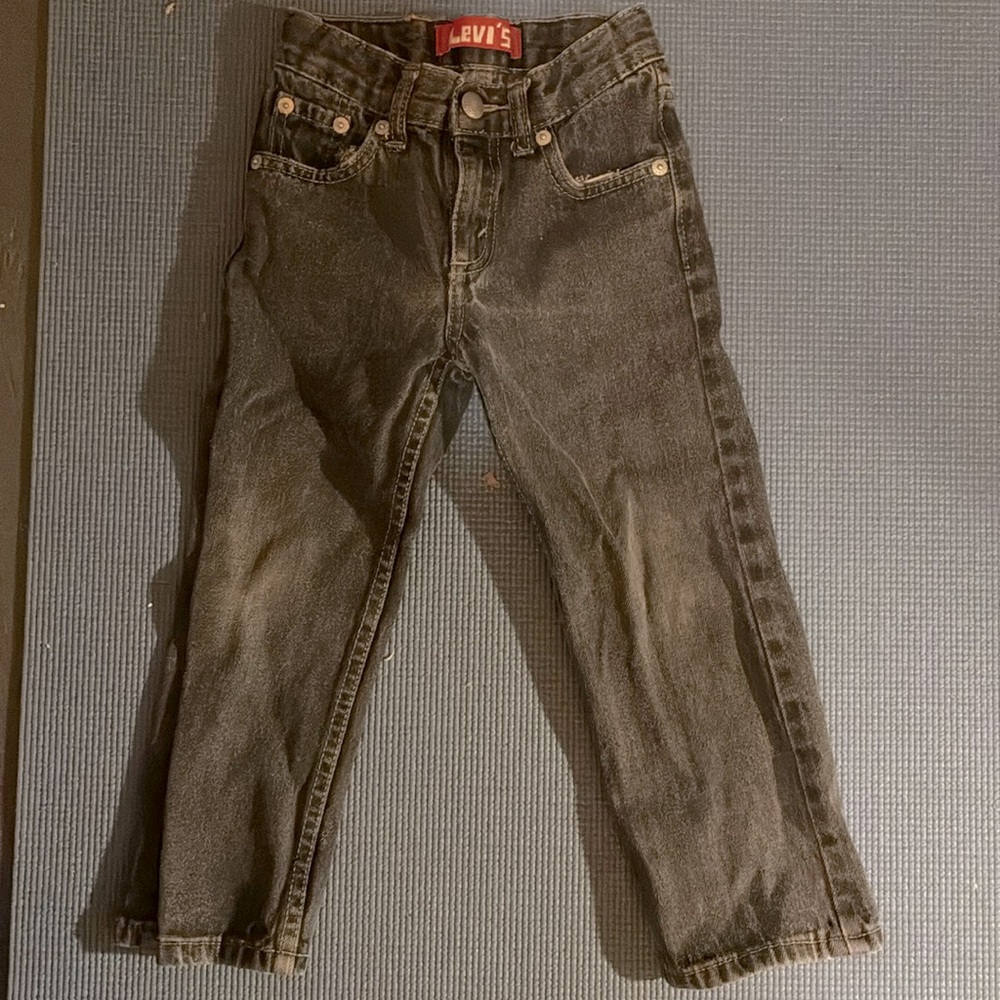 Boys Levi’s 514 jeans